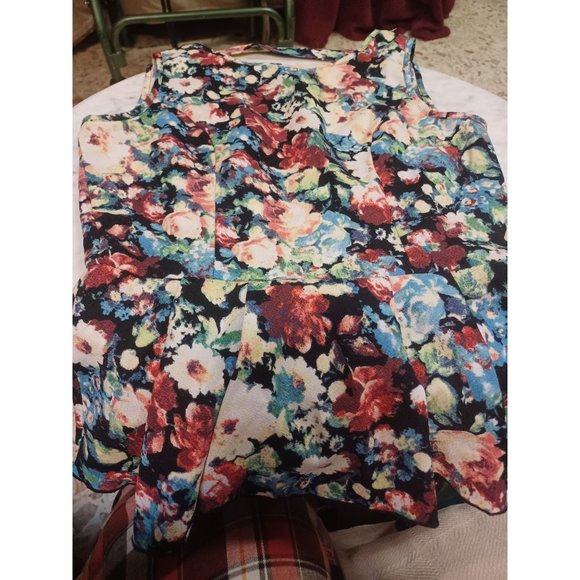 A'Gaci Women's Summer Top Low Back Sleeveless Small Floral - Picture 2 of 3